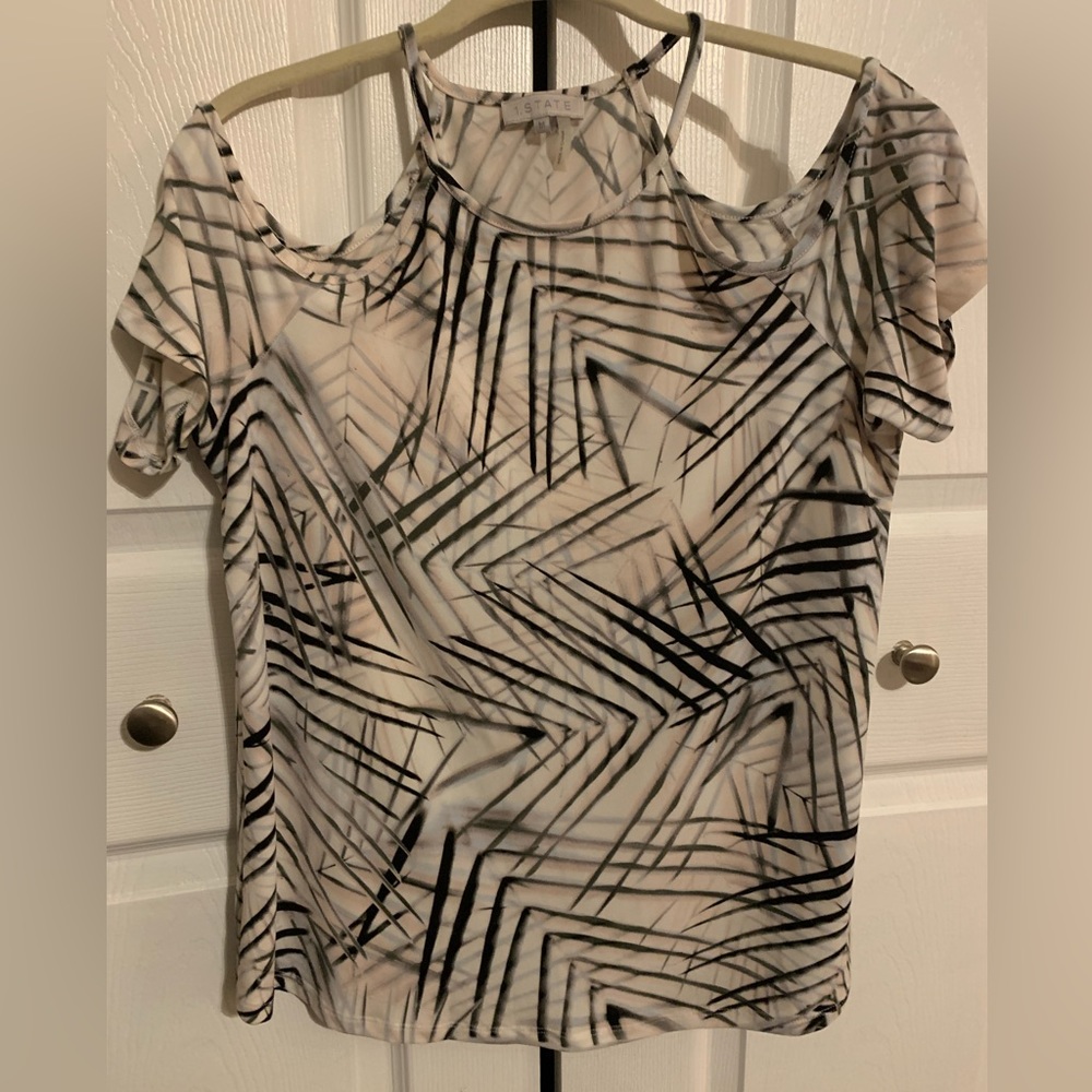1 State Womens Cold Shoulder Top, Like New, Medium